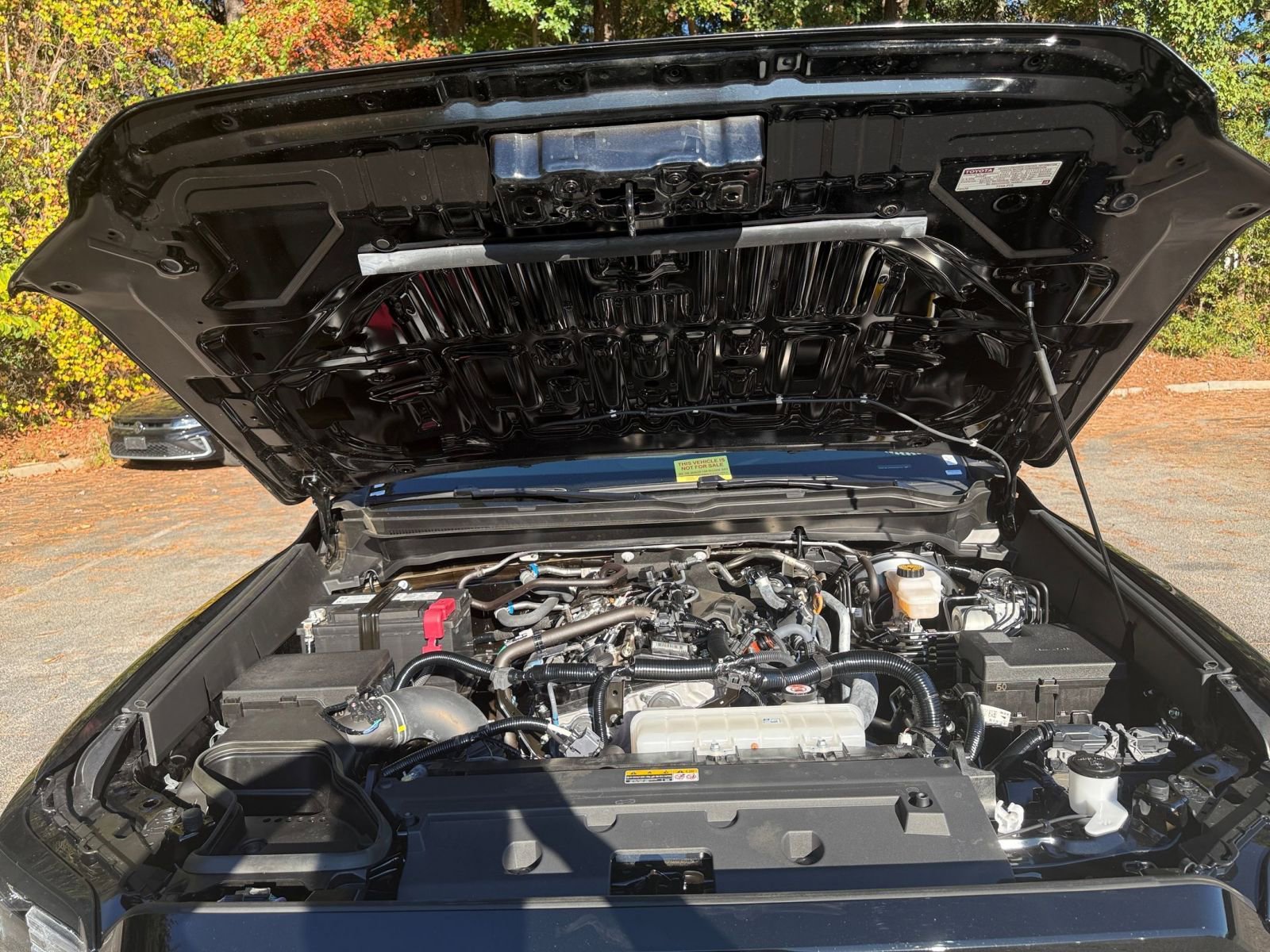 Used 2025 Toyota Tacoma TRD Off-Road image 32