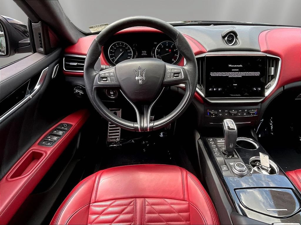 Used 2021 Maserati Ghibli Trofeo RWD image 8