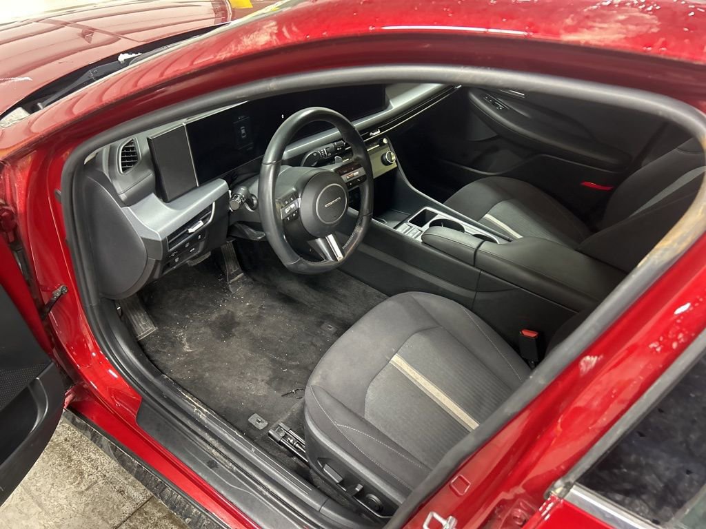 Certified 2025 Hyundai Sonata SEL image 2