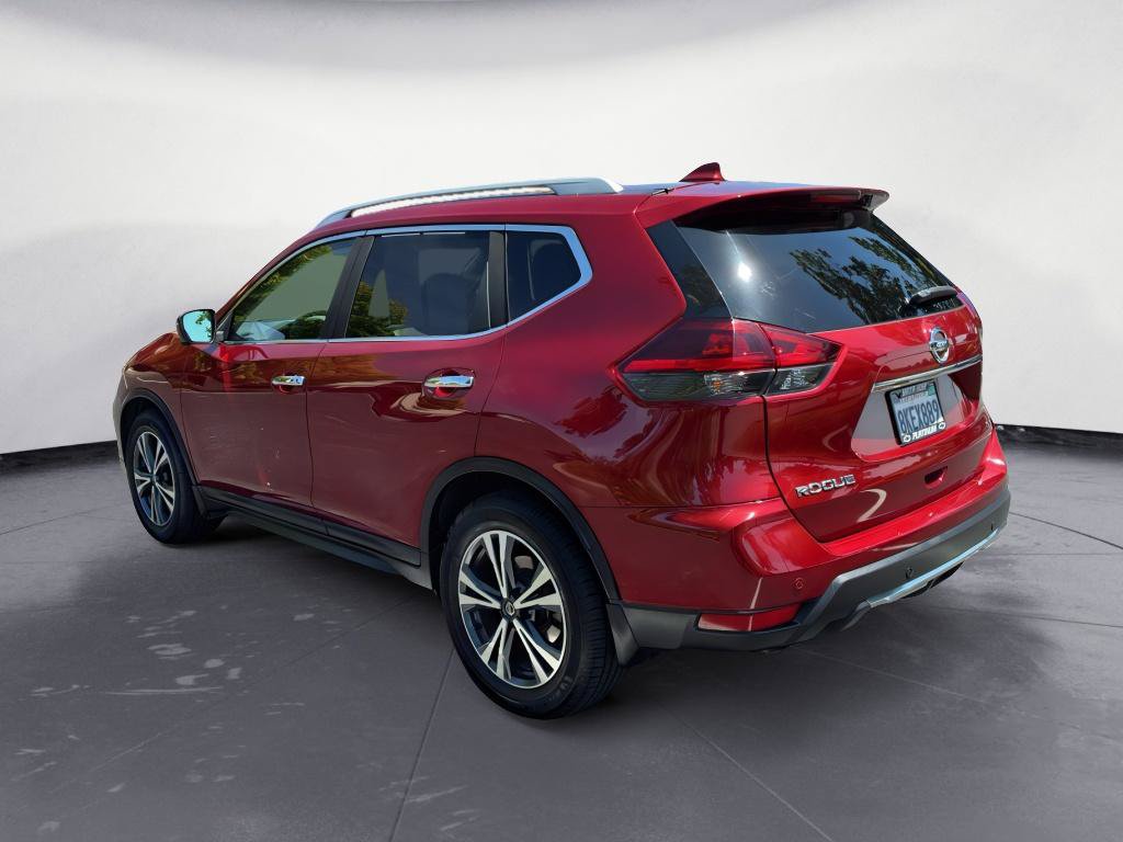 Used 2019 Nissan Rogue SV w/ Premium Package FWD image 5