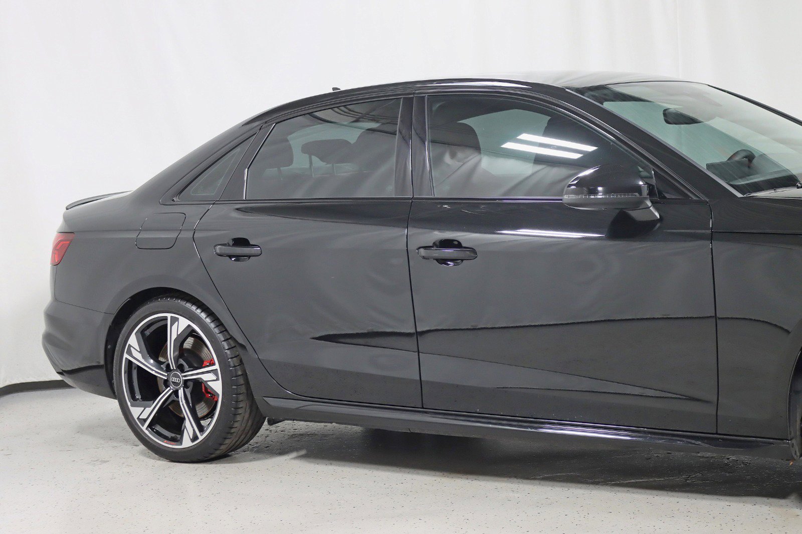 Used 2023 Audi S4 Prestige image 3