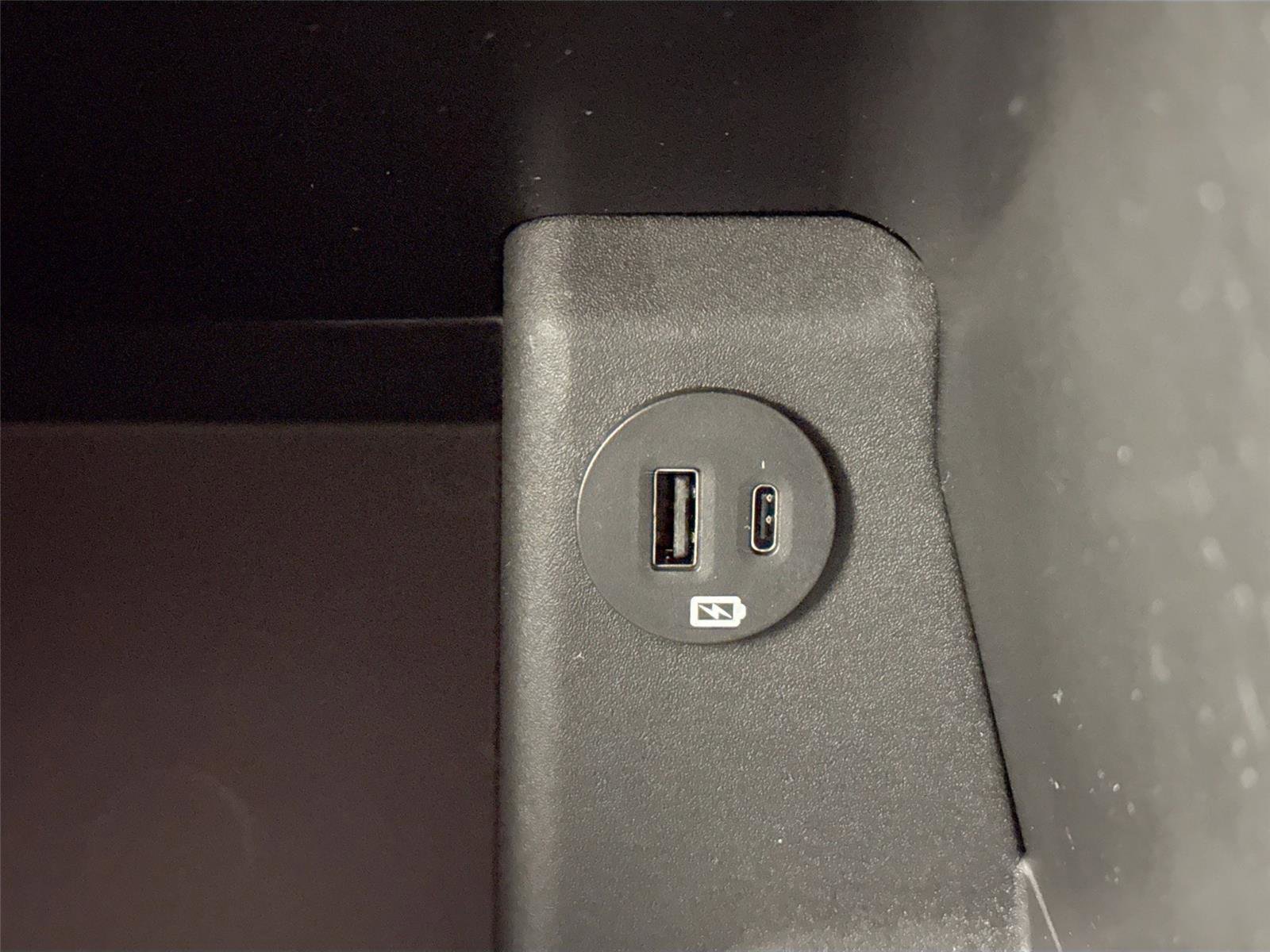 Used 2022 Ford F150 XLT w/ Equipment Group 302A High image 32