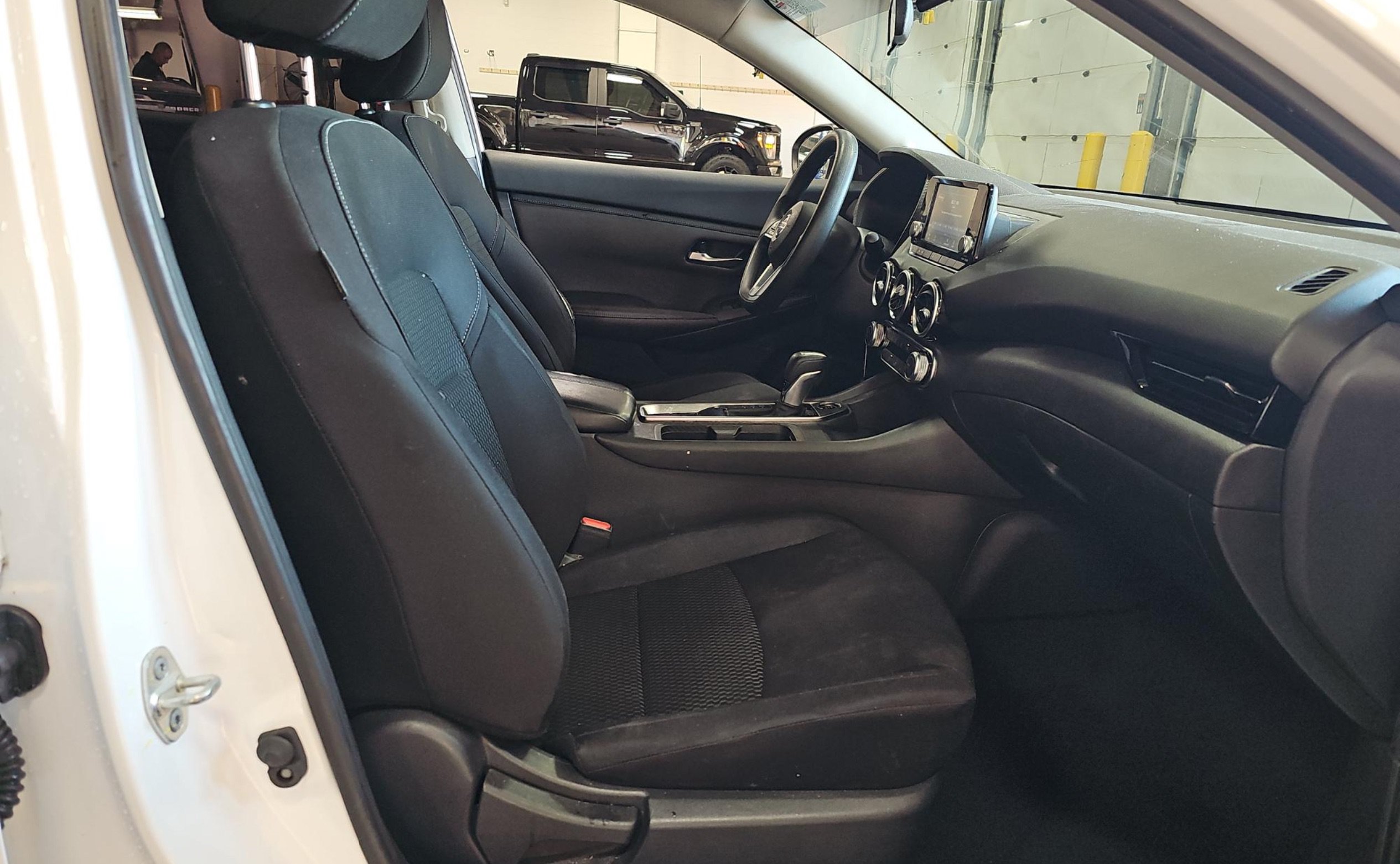 Used 2020 Nissan Sentra S FWD image 4