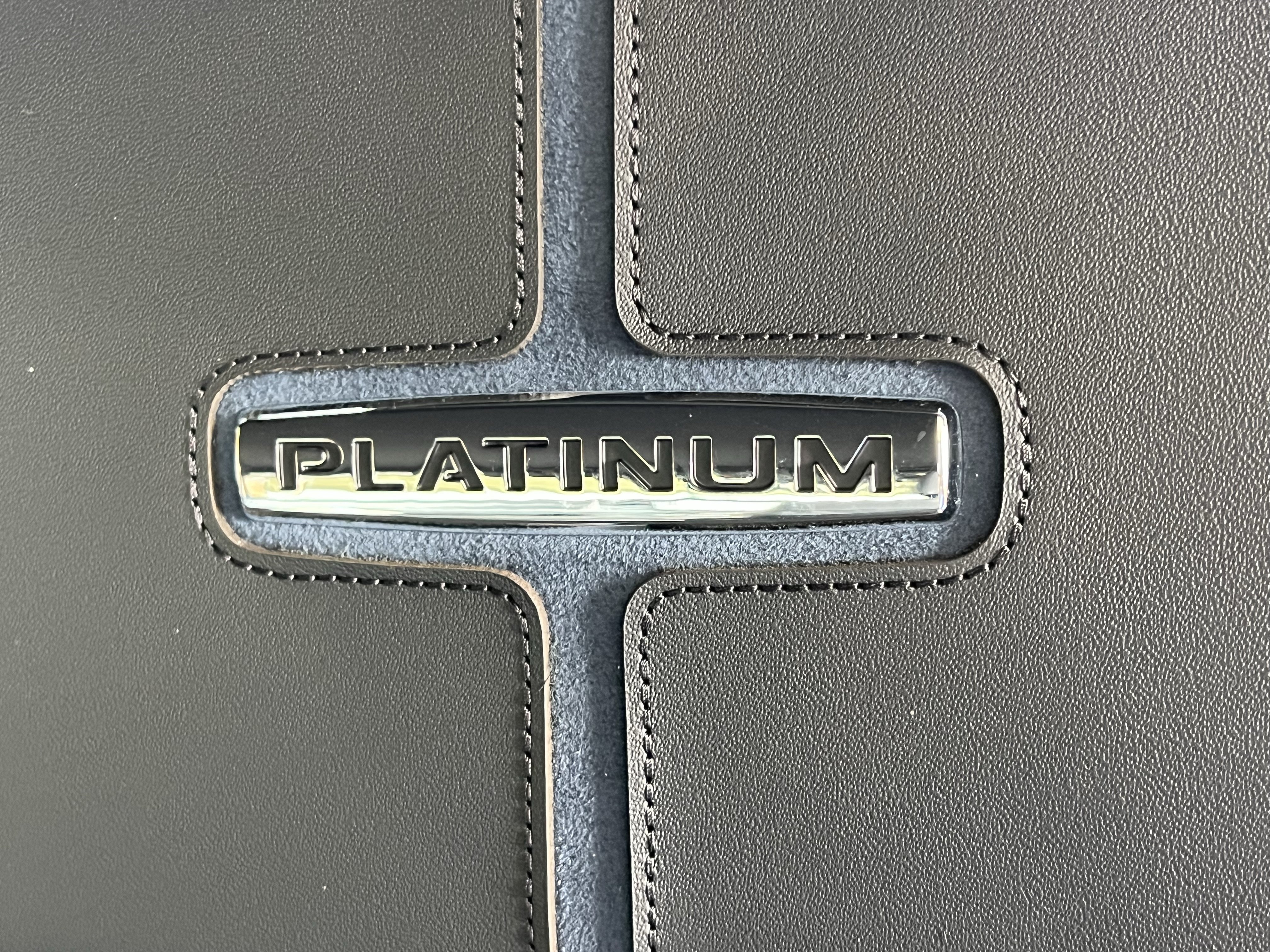 New 2026 Ford F350 Platinum w/ FX4 Off-Road Package AWD/4WD image 17