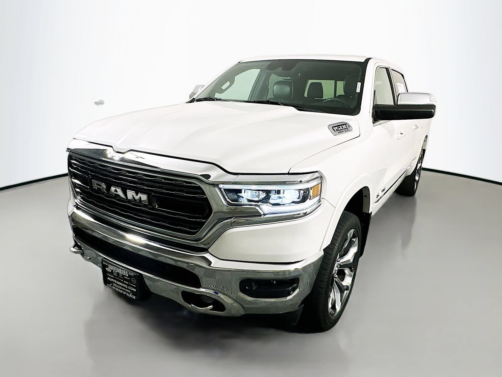 Used 2019 RAM 1500 Limited AWD/4WD image 3