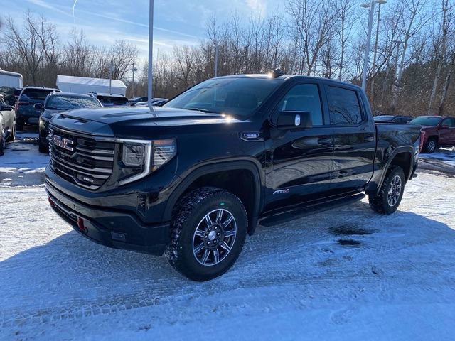 Used 2024 GMC Sierra 1500 AT4 image 1