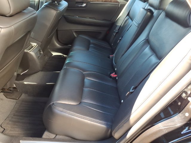 Used 2010 Cadillac DTS FWD image 12