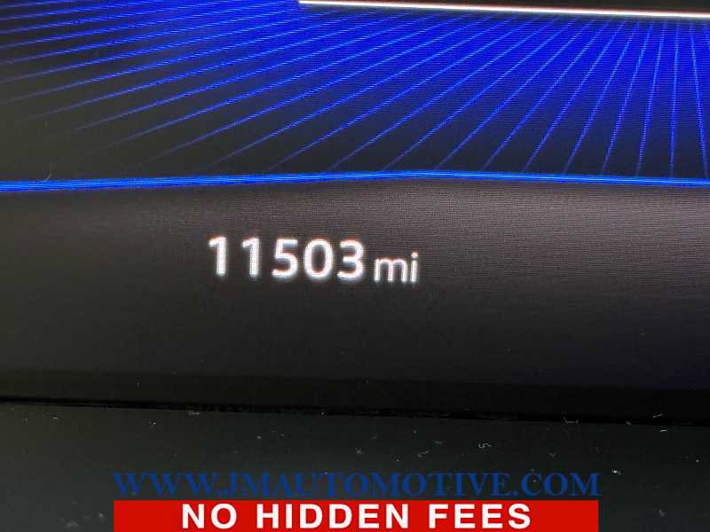 Used 2024 Volkswagen Taos SE AWD/4WD image 21