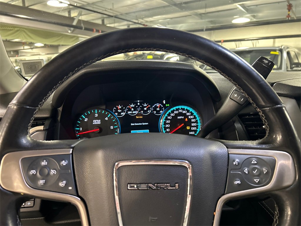 Used 2019 GMC Yukon Denali w/ Denali Ultimate Package image 12