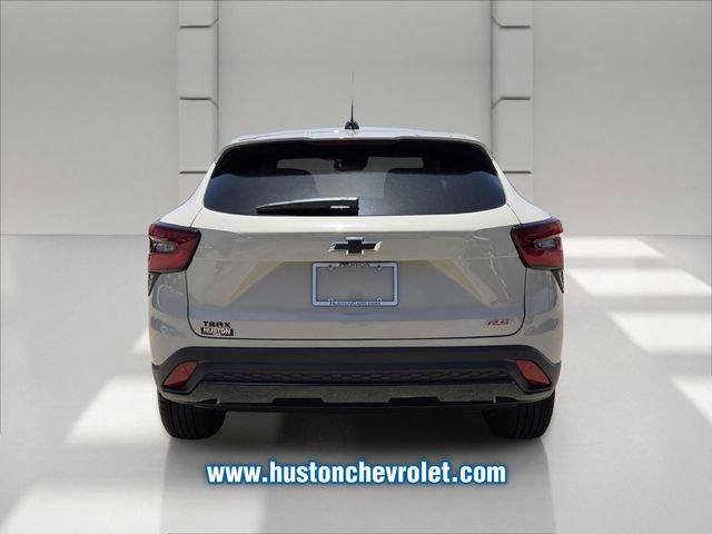 New 2026 Chevrolet Trax RS w/ Driver Confidence Package FWD image 4