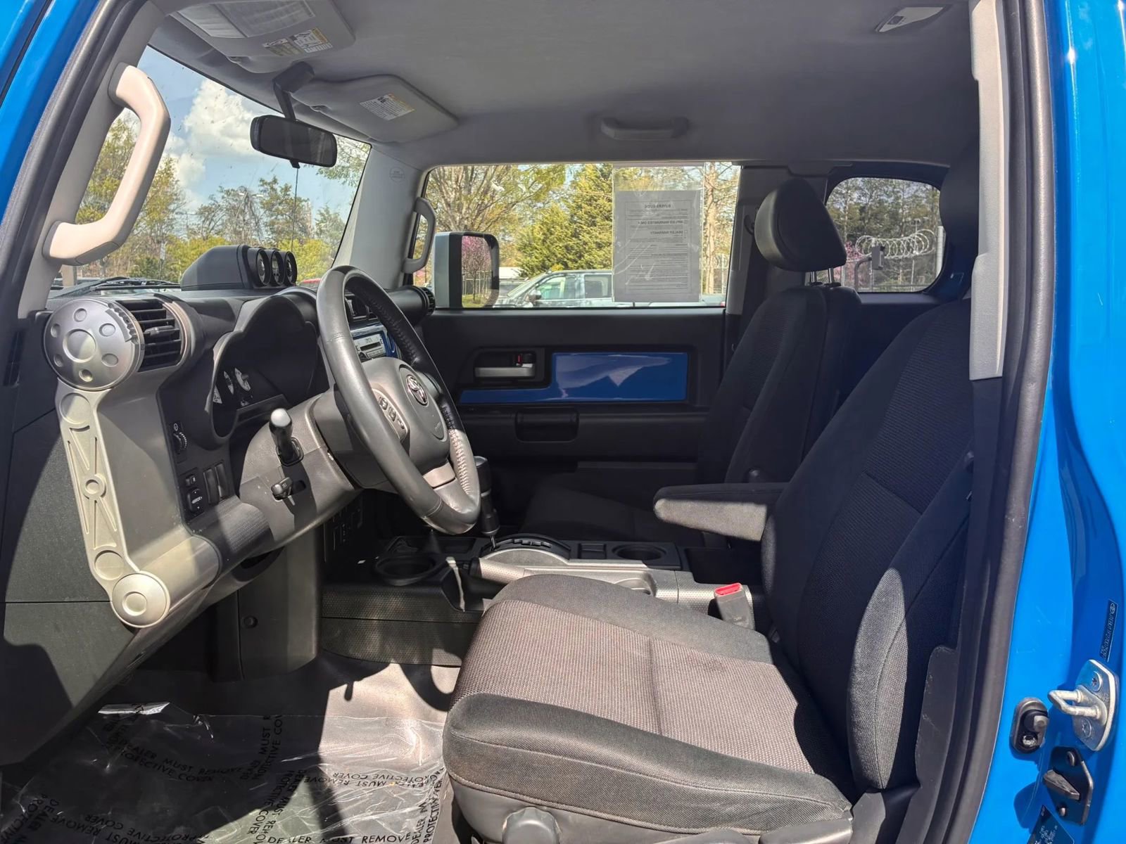 Used 2007 Toyota FJ Cruiser 4WD image 16