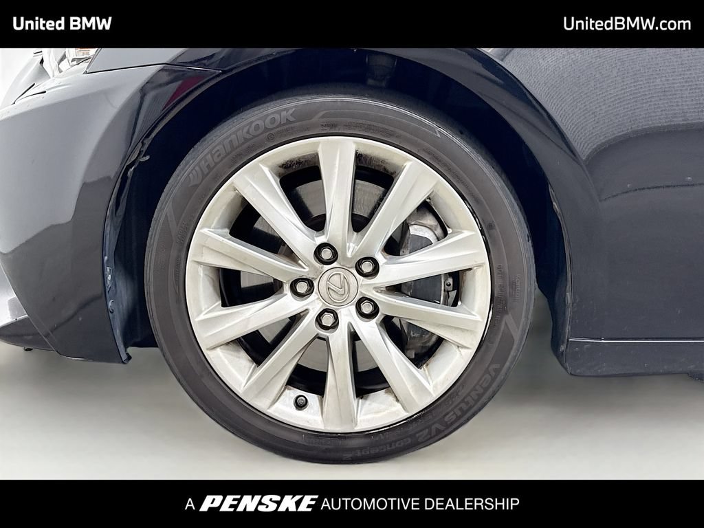 Used 2016 Lexus IS 200t RWD image 2