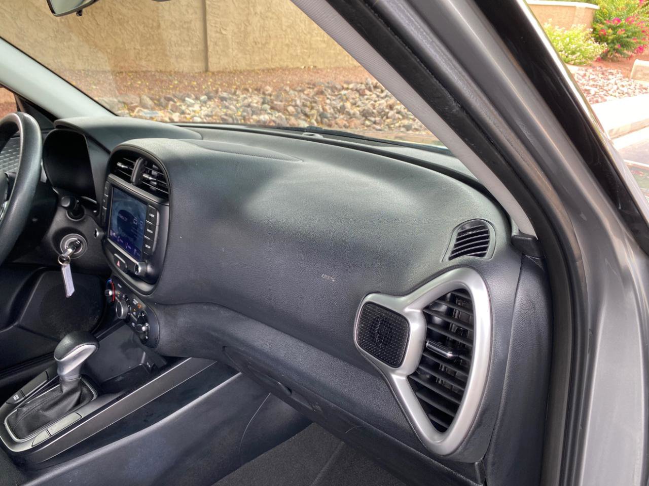 Used 2022 Kia Soul LX w/ Technology Package FWD image 52