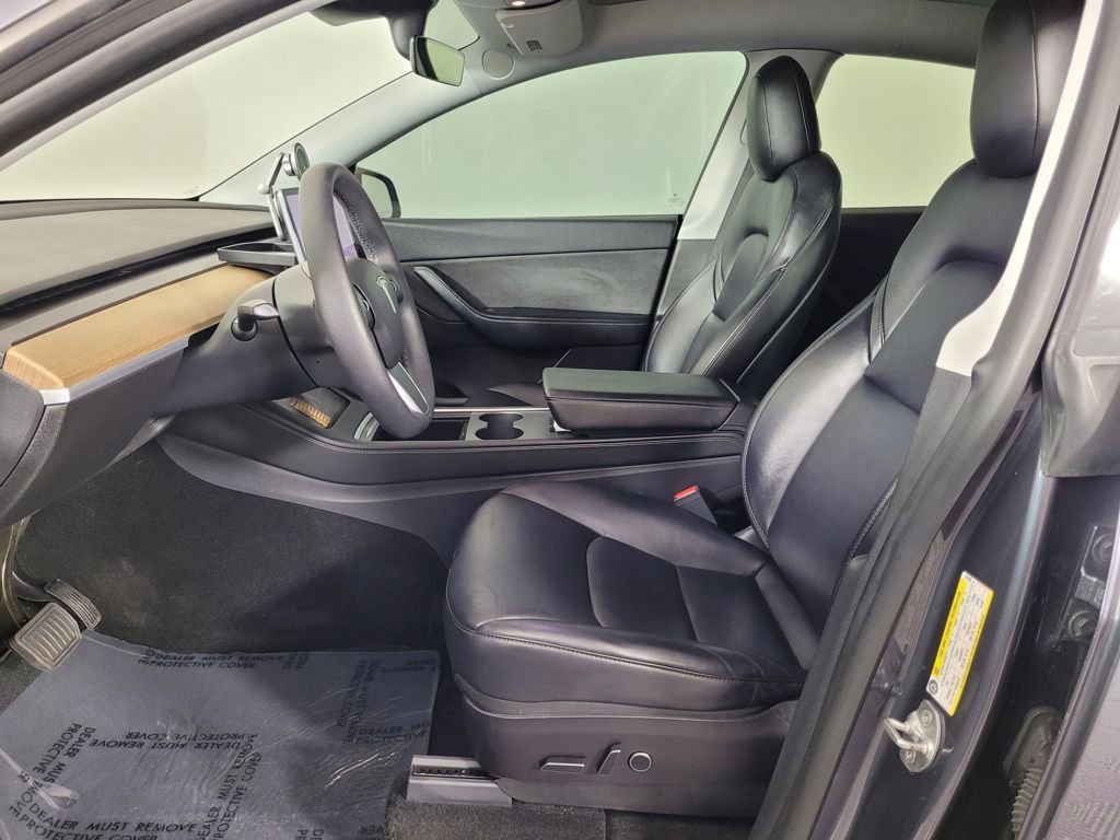 Used 2021 Tesla Model Y Long Range image 14