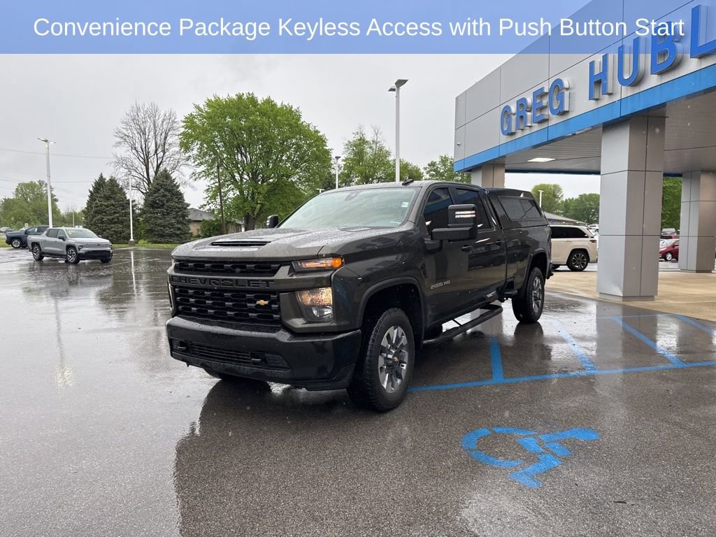 Used 2022 Chevrolet Silverado 2500 Custom w/ Custom Value Package AWD/4WD image 4