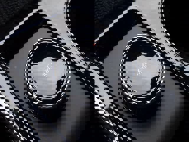 Used 2025 Chevrolet Equinox RS w/ Safety and Technology Package image 27