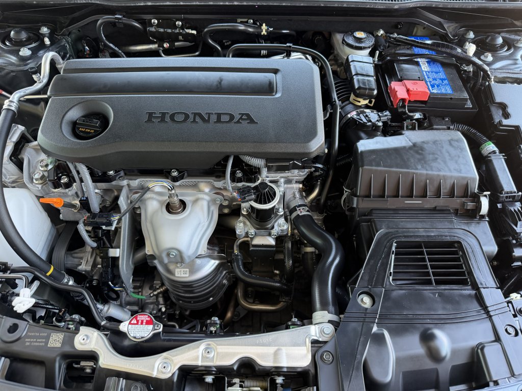 Used 2025 Honda Civic Sport image 40