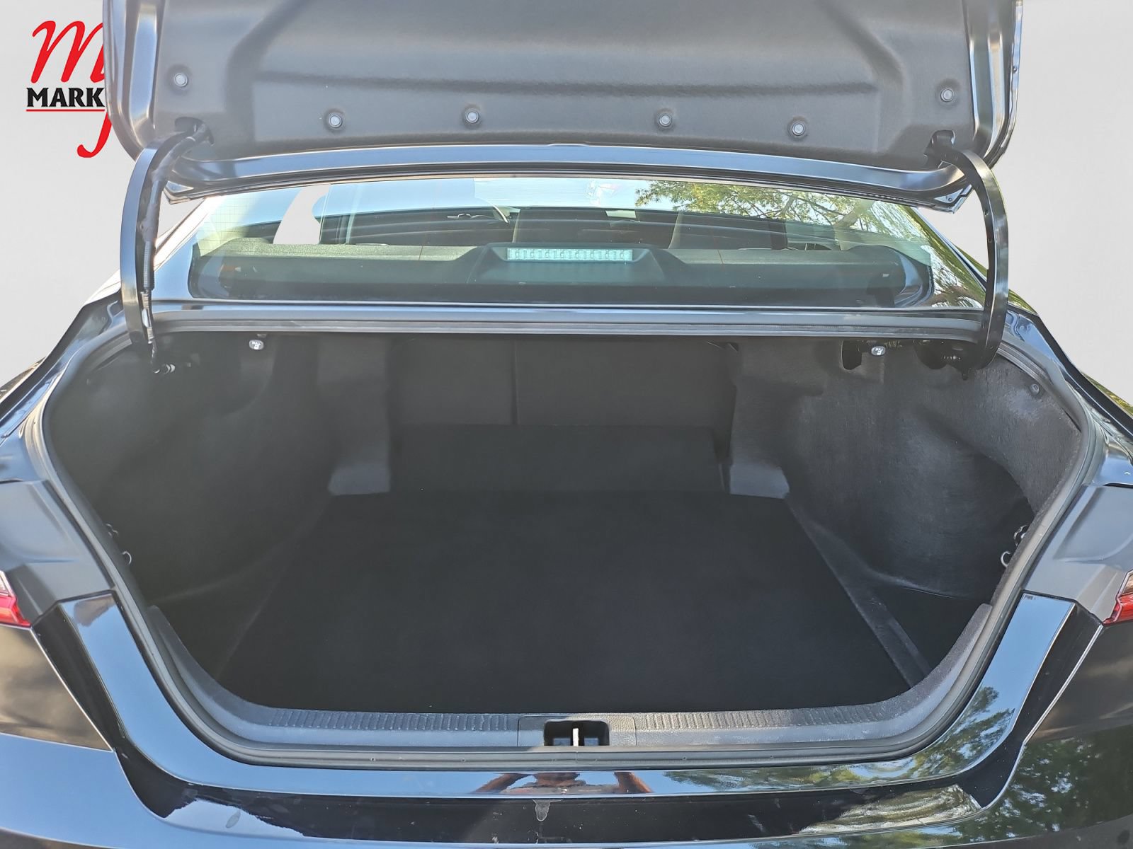 Used 2025 Toyota Camry LE FWD image 19