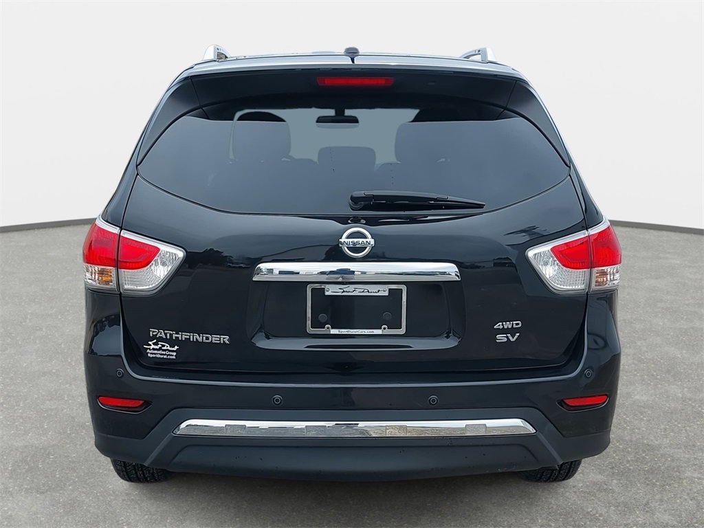 Used 2016 Nissan Pathfinder SV image 6