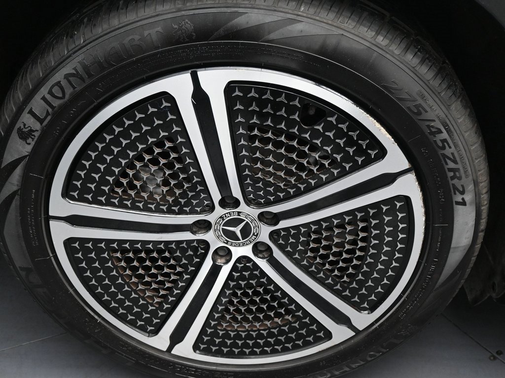 Used 2023 Mercedes-Benz EQS 450+ 4MATIC SUV image 39