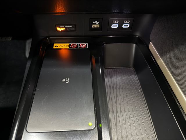 Used 2025 Toyota Camry LE FWD image 19