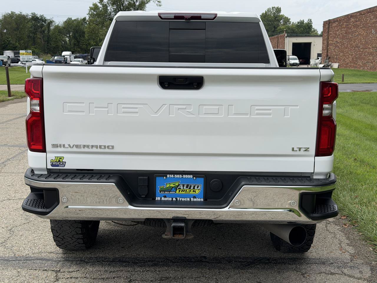 Used 2023 Chevrolet Silverado 2500 LTZ w/ LTZ Plus Package AWD/4WD image 5