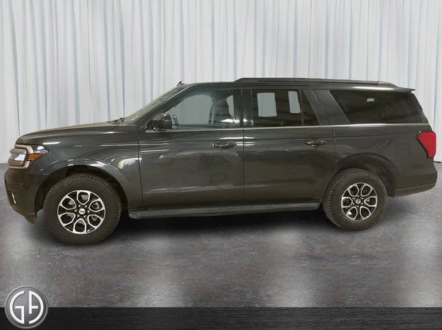 Used 2023 Ford Expedition Max XLT image 8
