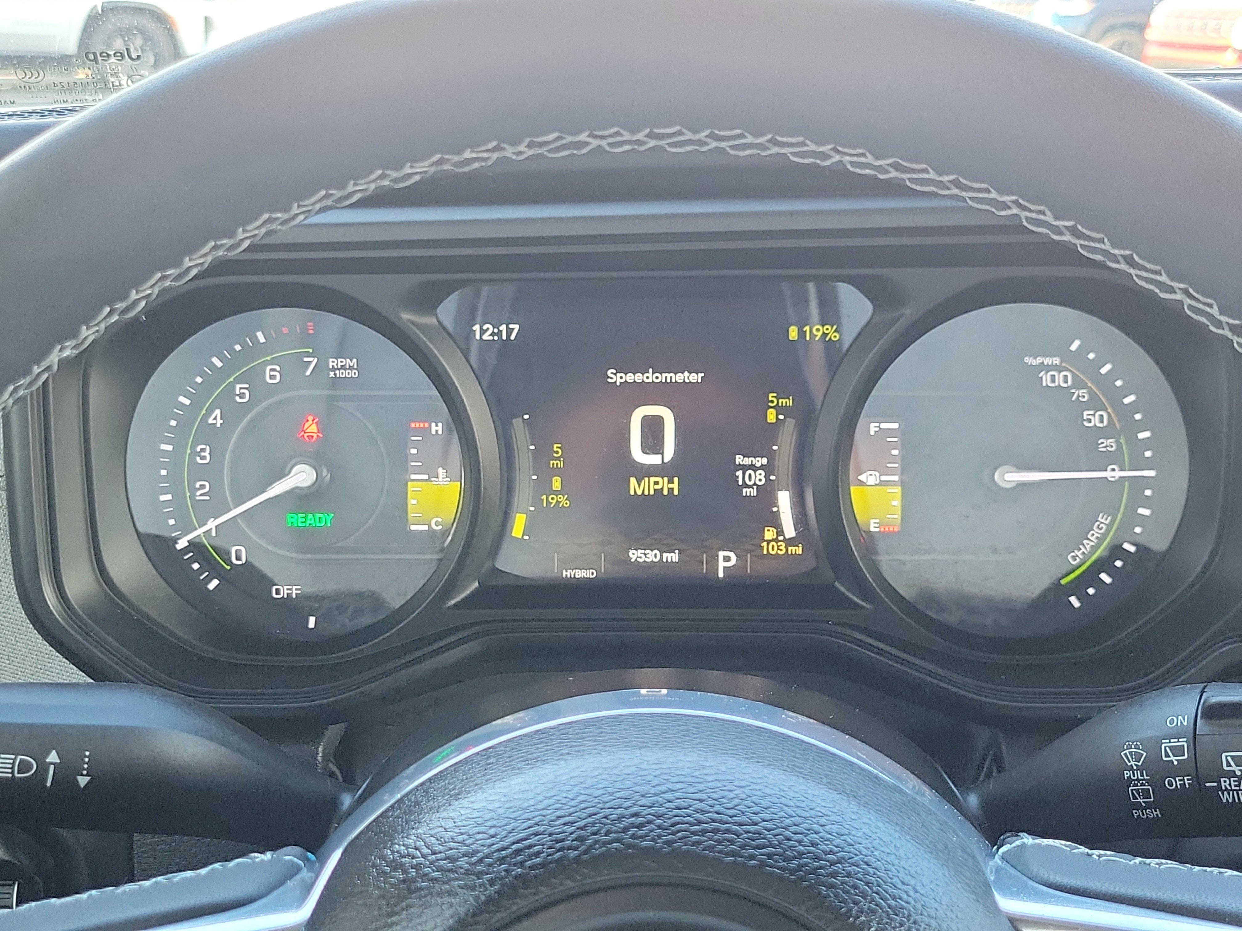 Used 2025 Jeep Wrangler Unlimited Sahara image 9