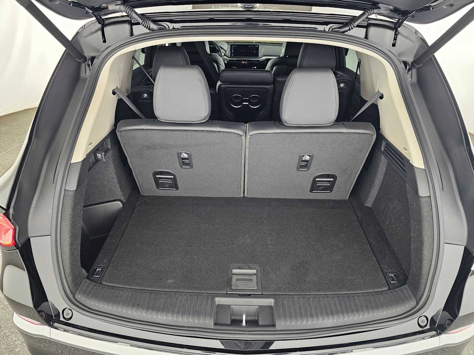 New 2026 Acura MDX SH-AWD image 12