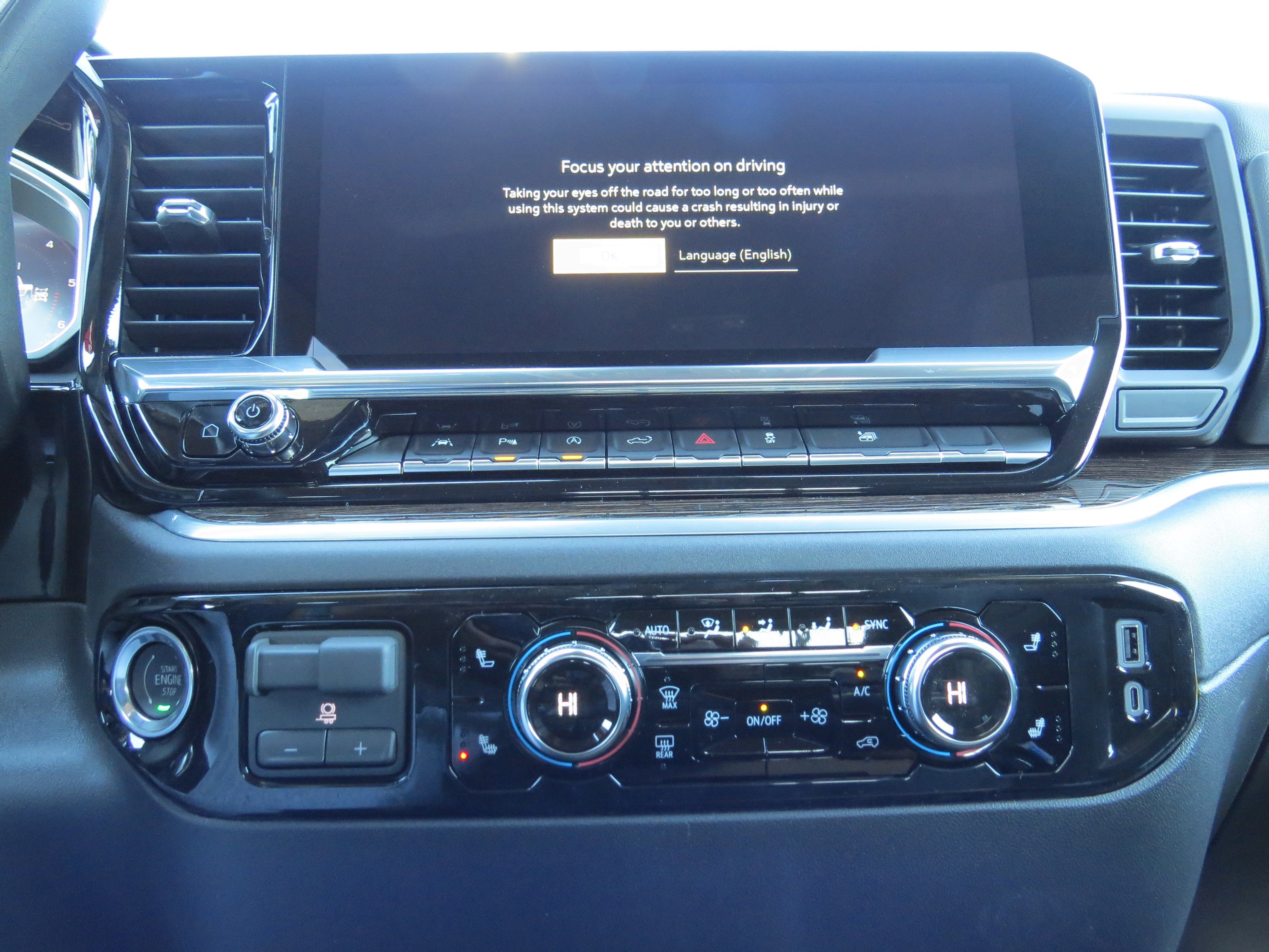 New 2026 GMC Sierra 1500 SLE w/ Preferred Package image 21