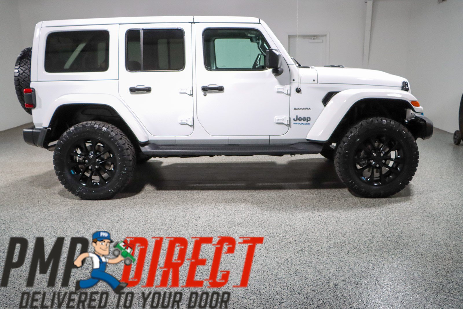 Used 2022 Jeep Wrangler Unlimited Sahara w/ Cold Weather Group AWD/4WD image 7
