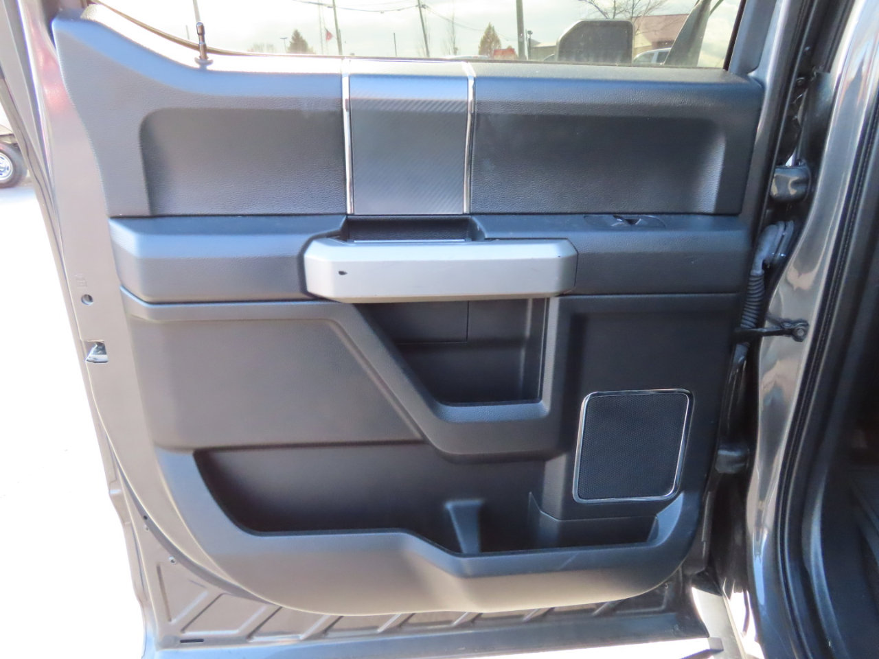 Used 2019 Ford F150 Lariat w/ Equipment Group 502A Luxury image 43