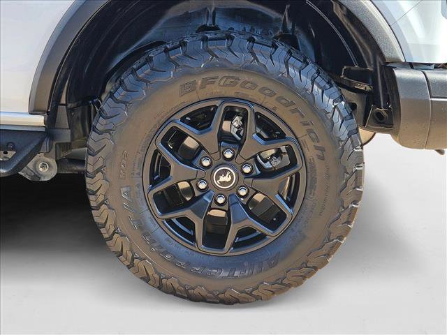 Used 2023 Ford Bronco Badlands image 23