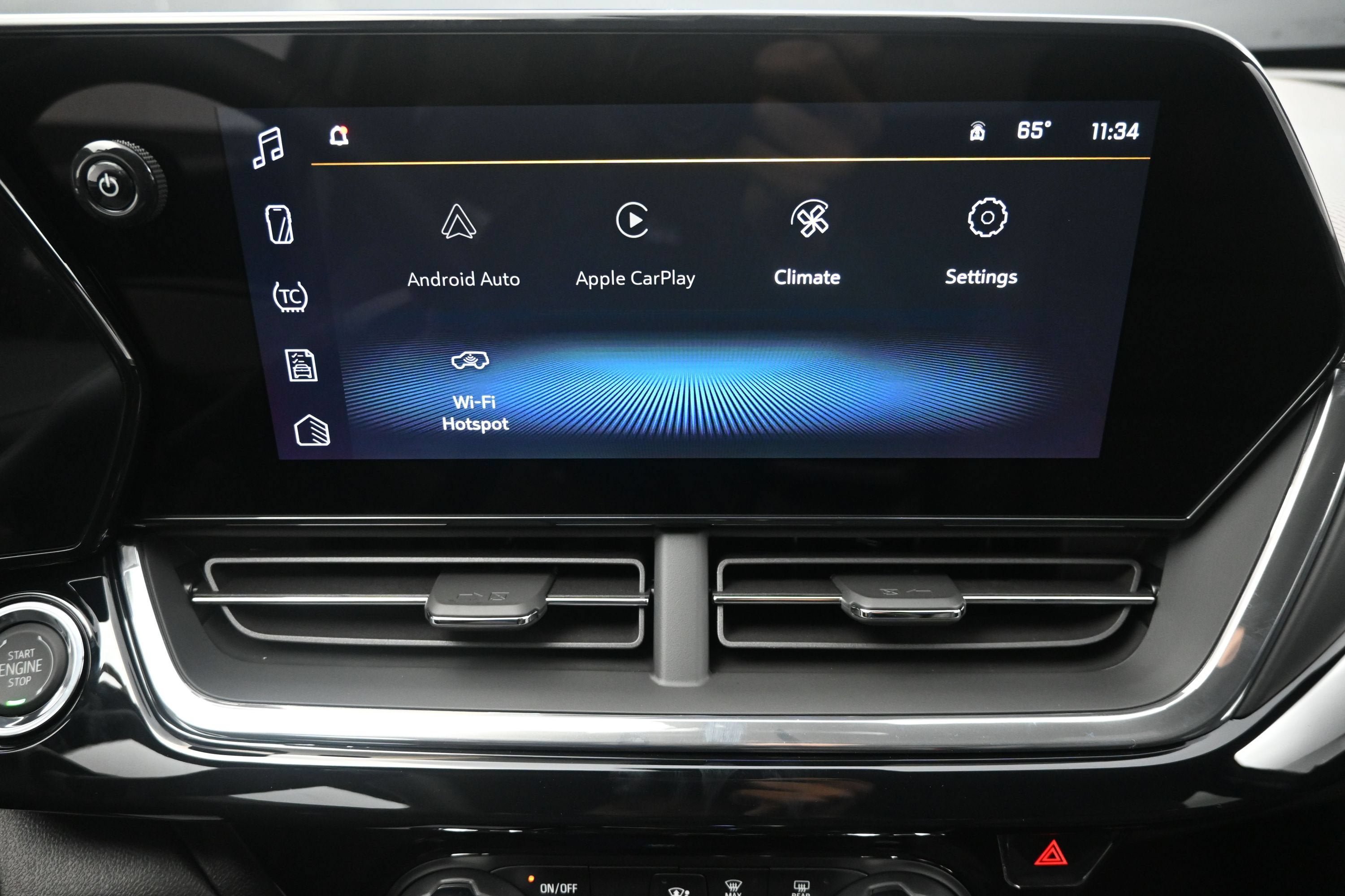 New 2026 Chevrolet Trax RS w/ Sunroof Package FWD image 16