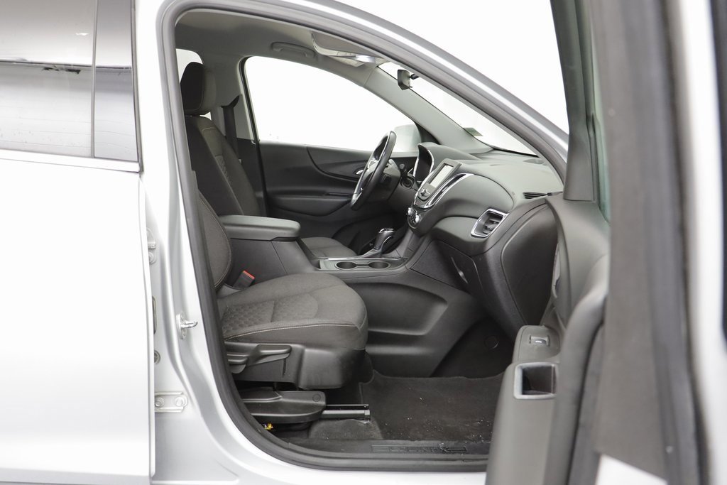 Used 2019 Chevrolet Equinox LT image 18