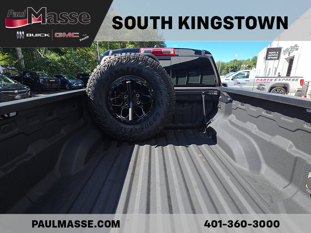 Used 2024 Chevrolet Colorado ZR2 w/ ZR2 Bison Edition AWD/4WD image 9