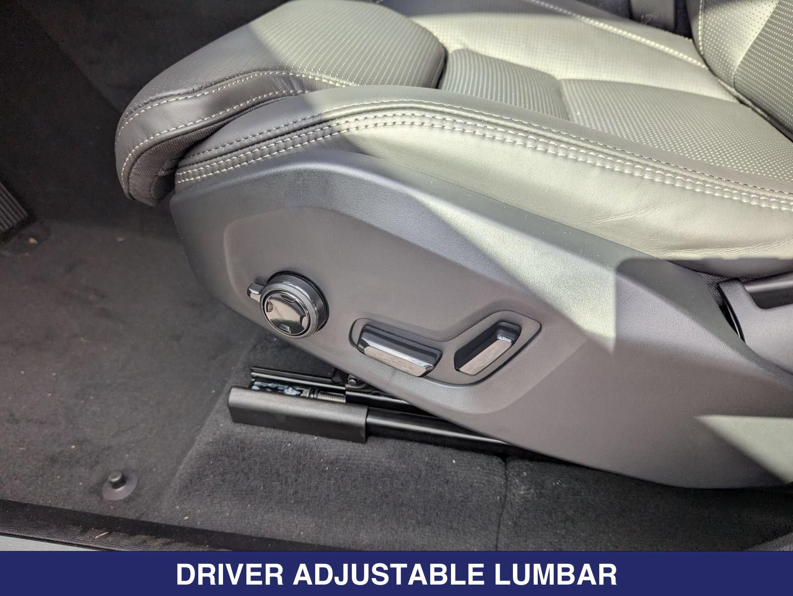 New 2026 Volvo XC60 B5 Ultra w/ Protection Package Premier AWD/4WD image 10