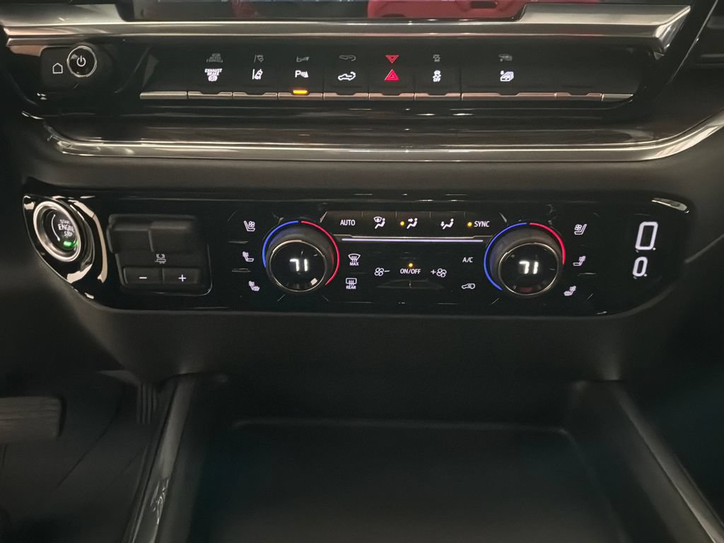 Used 2025 Chevrolet Silverado 3500 LTZ w/ LTZ Plus Package AWD/4WD image 22