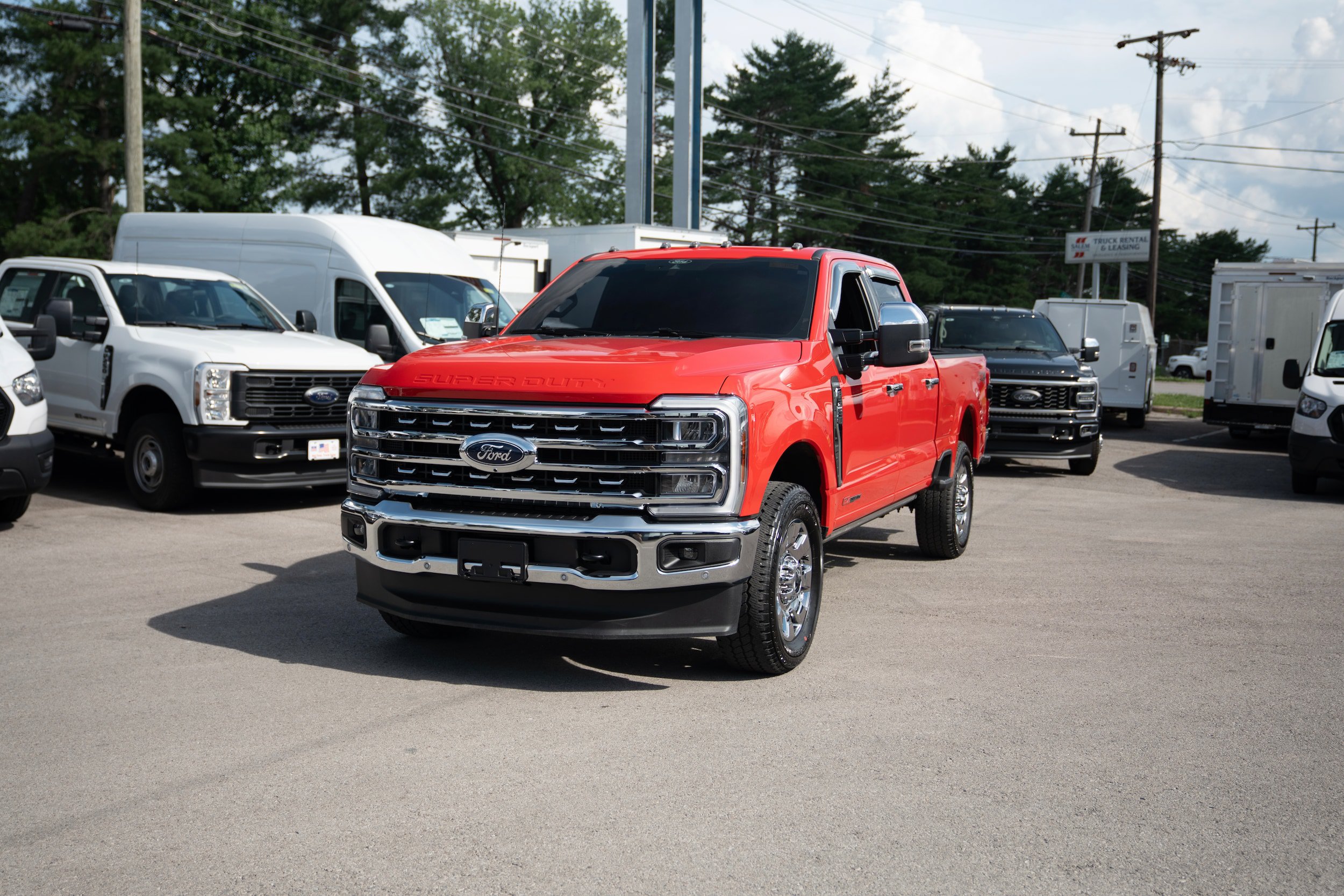 Certified 2025 Ford F350 Lariat w/ Lariat Ultimate Package AWD/4WD image 1