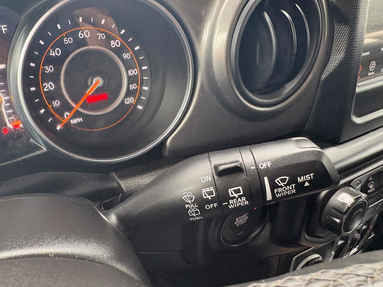 Used 2022 Jeep Wrangler Unlimited Sport AWD/4WD image 34