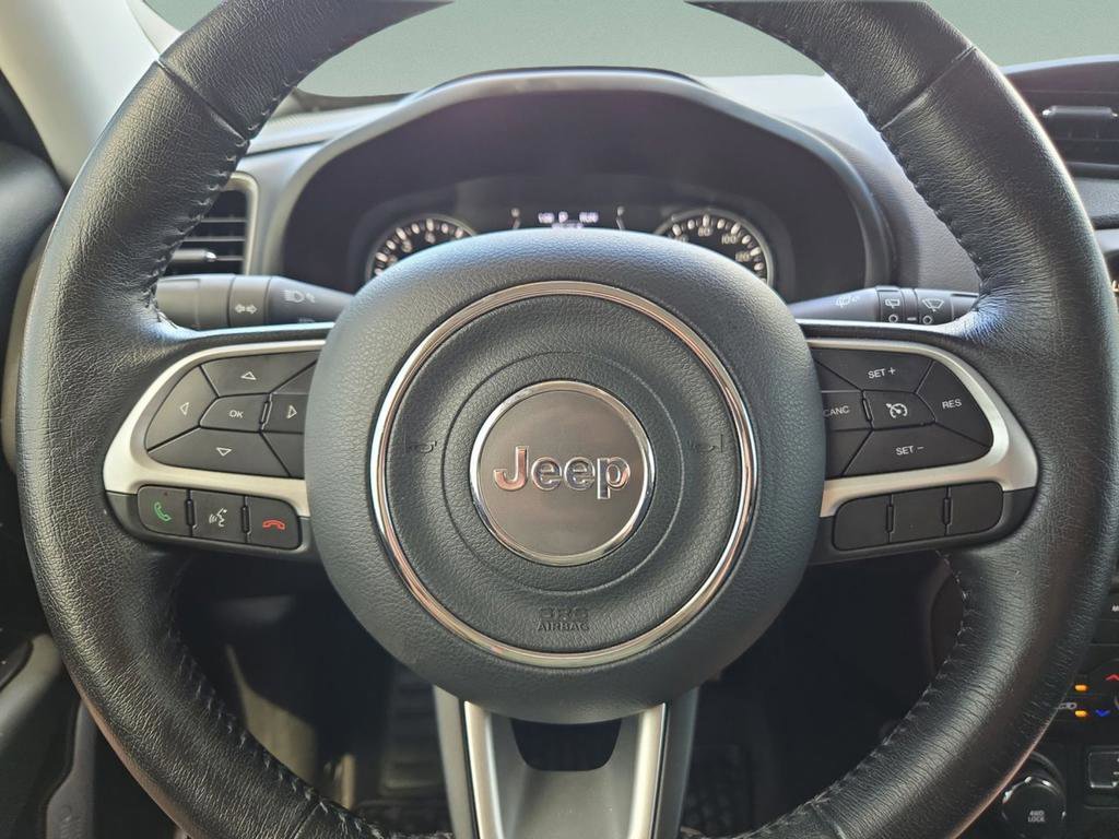 Certified 2023 Jeep Renegade Latitude w/ Premium Group image 25