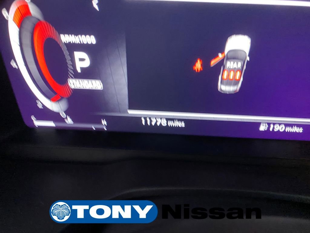 Used 2023 Nissan Rogue Platinum w/ Platinum Premium Package image 15