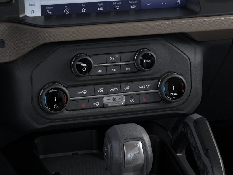 New 2026 Ford Bronco Big Bend w/ Black Diamond Package AWD/4WD image 16