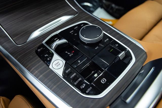 New 2026 BMW X5 xDrive50e w/ M Sport Package image 21