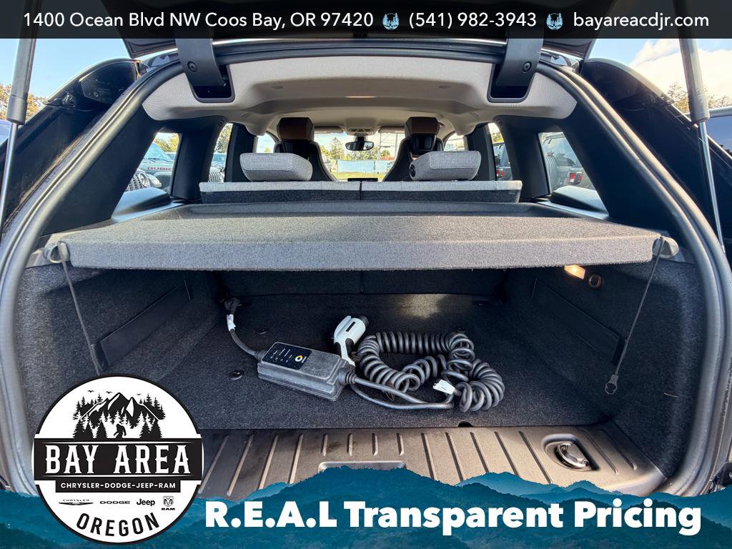 Used 2014 BMW i3 w/ Range Extender RWD image 8