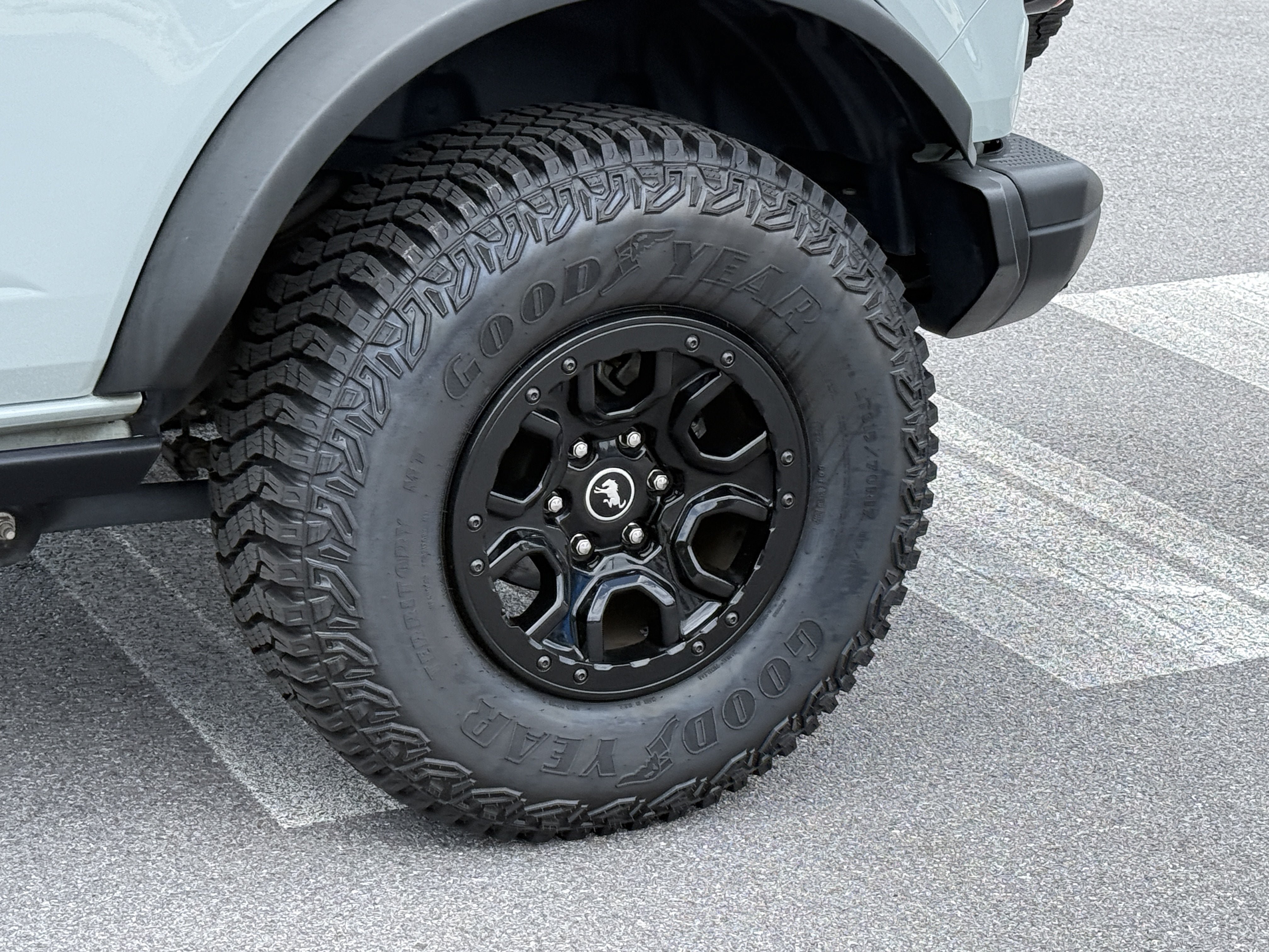 Used 2023 Ford Bronco Badlands AWD/4WD image 10