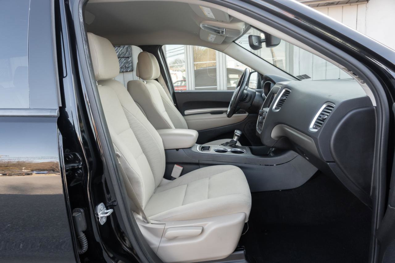 Used 2019 Dodge Durango SXT image 28