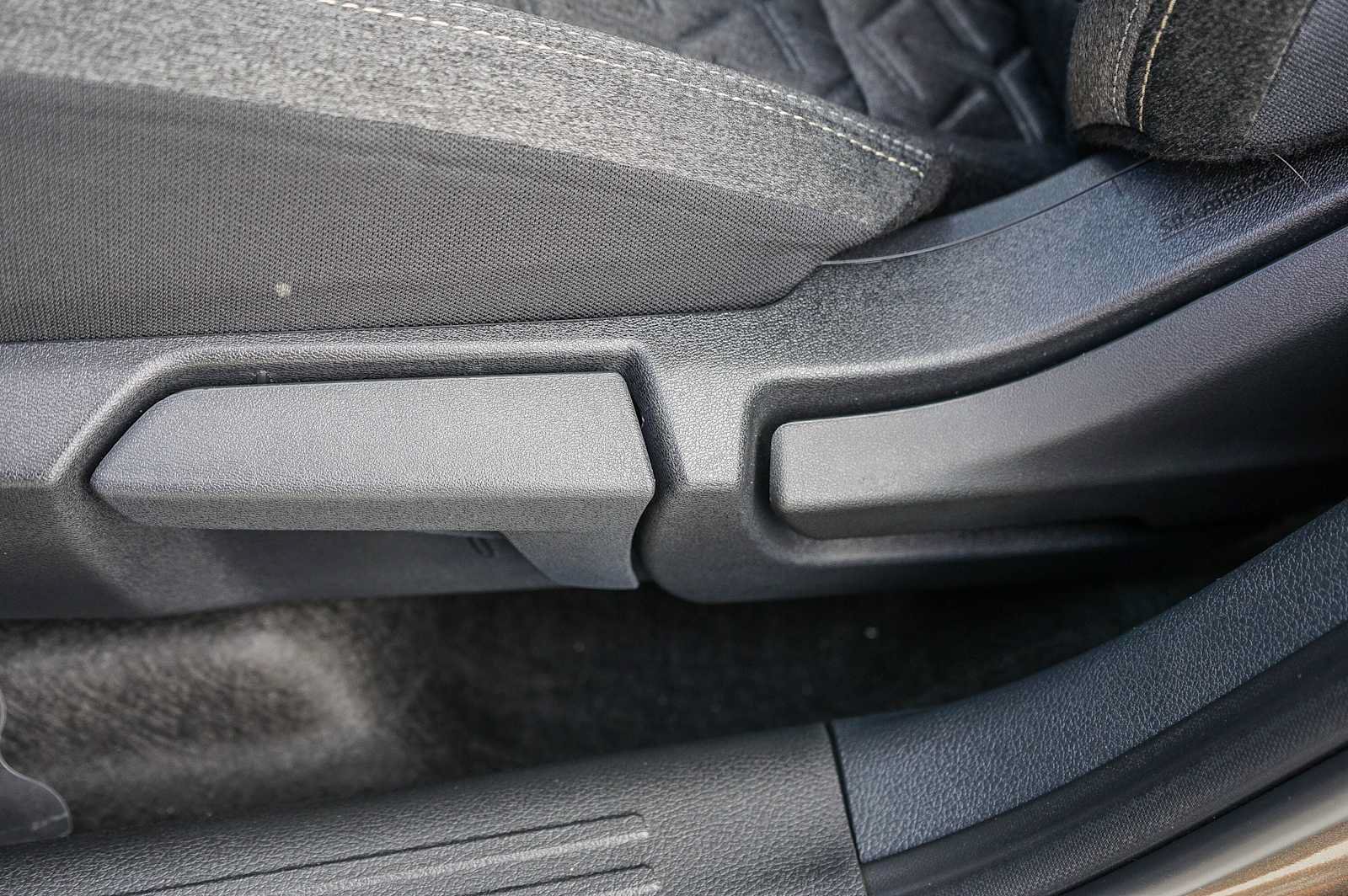 Used 2026 Nissan Kicks SV w/ Charging Package FWD image 20