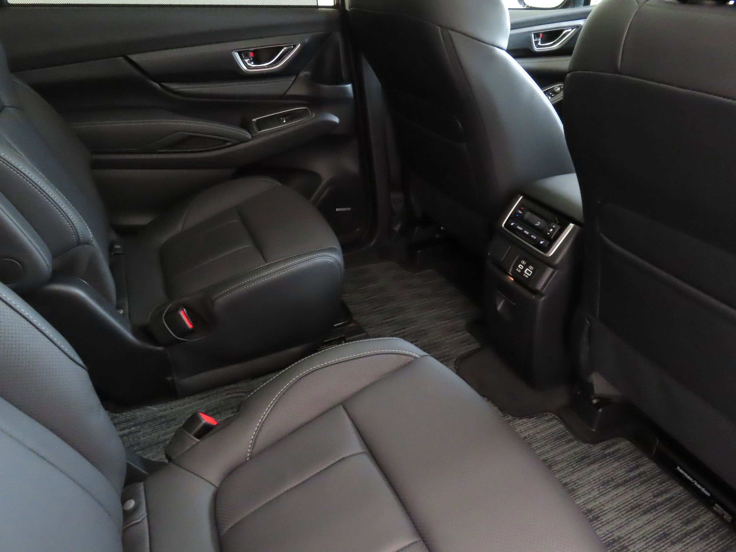 New 2026 Subaru Ascent Limited image 26