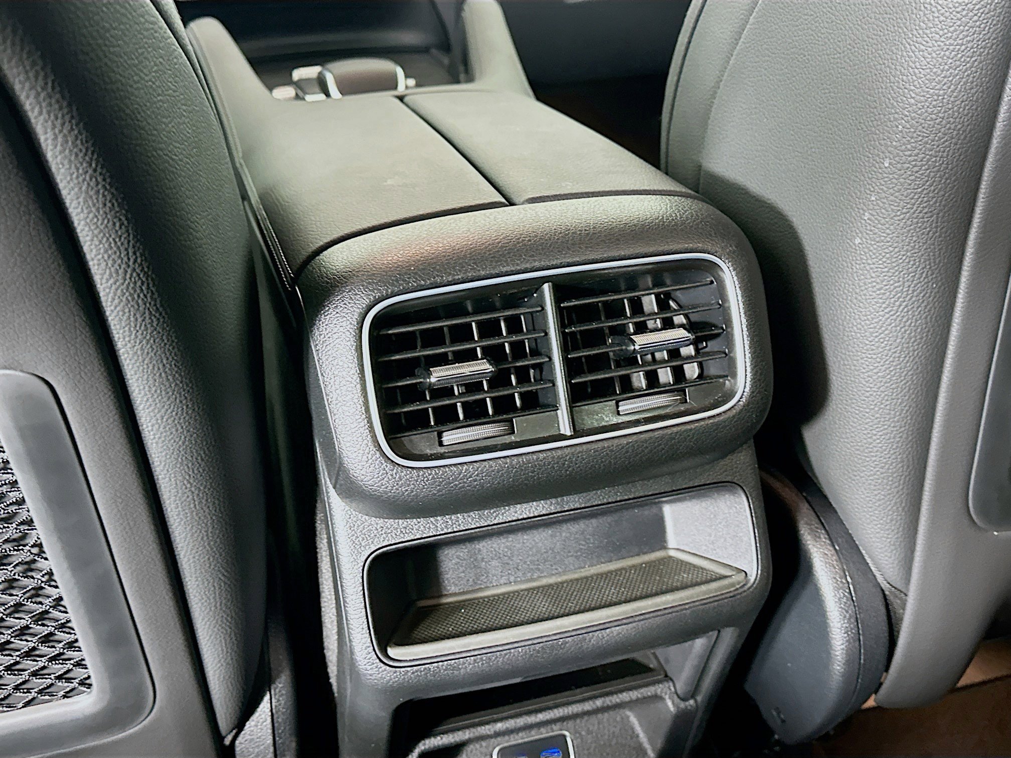Certified 2026 Mercedes-Benz GLE 350 4MATIC image 32